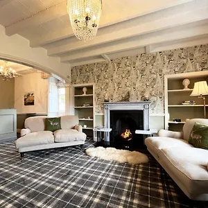 Burnley House Guest house